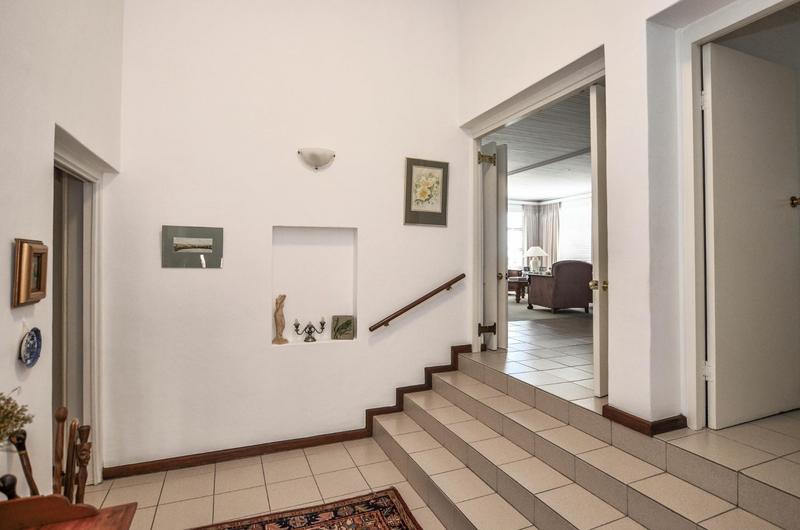 6 Bedroom Property for Sale in Welgemoed Western Cape